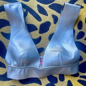 BILLABONG CAPSULE amazing silver bikini top/bra top/ show stopper😍✨✨